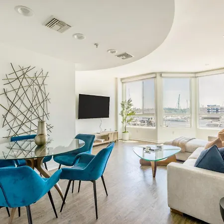 Ferienwohnung Waterfront 2Br Duplex Stunning Marina Views